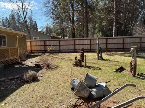 Exterior - 20190 Mapleleaf St, Burney, CA 96013 photo 4 of 8