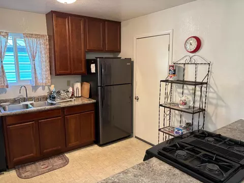 Kitchen - 20190 Mapleleaf St, Burney, CA 96013 photo 3 of 3