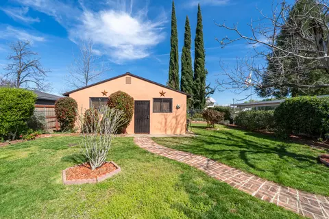 1825 Verda St, Redding, CA 96001 photo 11