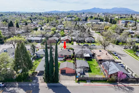 1825 Verda St, Redding, CA 96001 photo 4