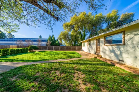 2739 Yana Ave, Redding, CA 96002 photo 8