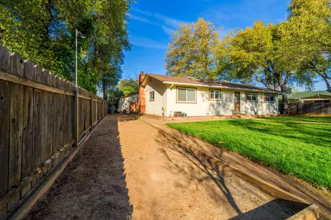 2739 Yana Ave, Redding, CA 96002 photo 5