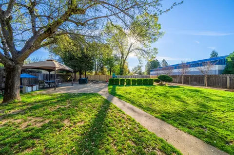 2739 Yana Ave, Redding, CA 96002 photo 15