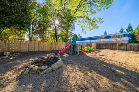 2739 Yana Ave, Redding, CA 96002 photo 10