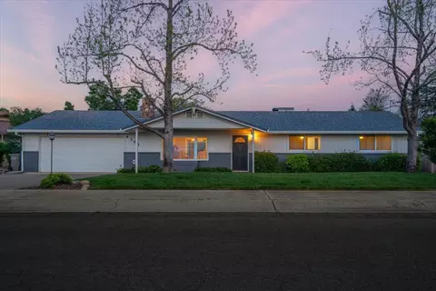 4355 Emily Way, Redding, CA 96001