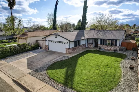 3644 Dune St, Redding, CA 96002 photo 7