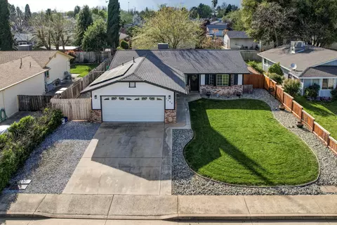 3644 Dune St, Redding, CA 96002 photo 8