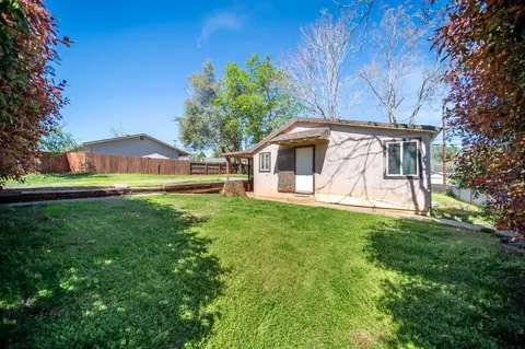 5156 Main St, Shasta Lake, CA 96019