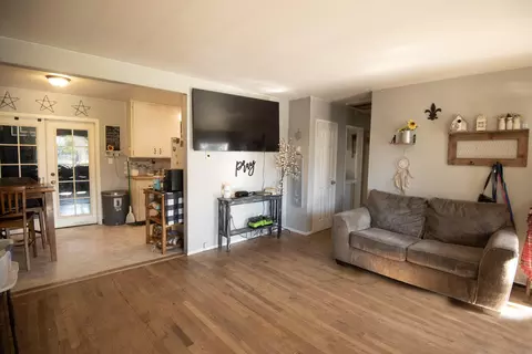 1730 Ferry St, Anderson, CA 96007 photo 4