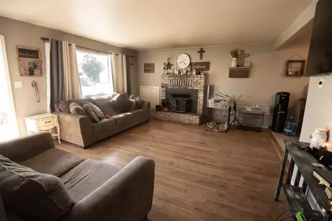 1730 Ferry St, Anderson, CA 96007 photo 5