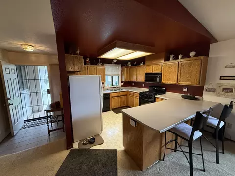 2005 Lazare Path, Redding, CA 96001 photo 5