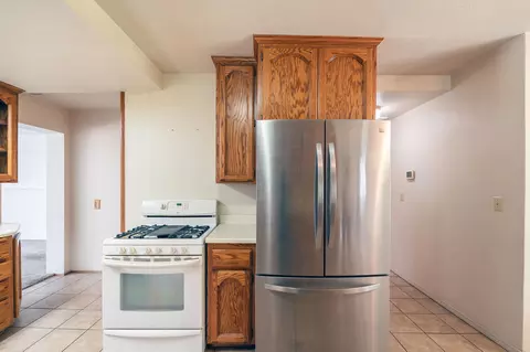 Kitchen - 2855 Henderson Rd, Redding, CA 96002 photo 3 of 3