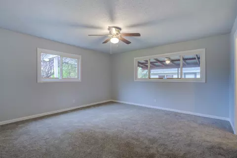 Bedroom - 2296 Washington Ave, Redding, CA 96001 photo 3 of 8