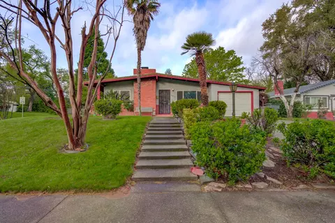 2296 Washington Ave, Redding, CA 96001