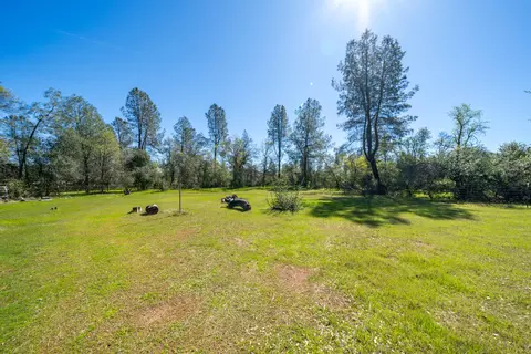 5595 Dover Dr, Anderson, CA 96007 photo 46