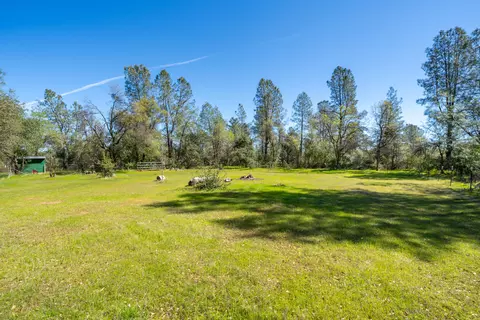 5595 Dover Dr, Anderson, CA 96007 photo 47