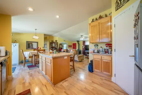 5595 Dover Dr, Anderson, CA 96007 photo 14