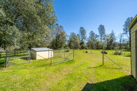 5595 Dover Dr, Anderson, CA 96007 photo 42