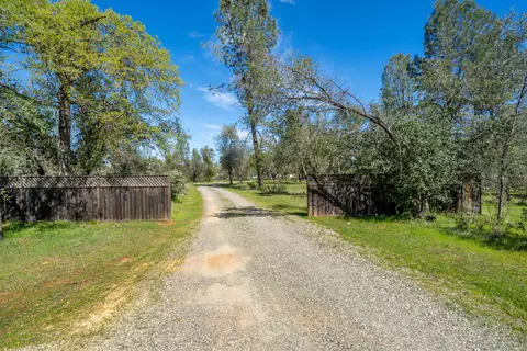 5595 Dover Dr, Anderson, CA 96007 photo 57