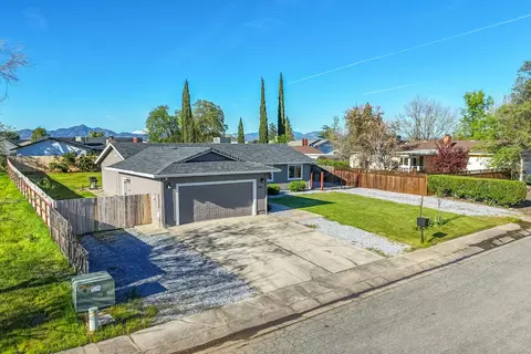 284 Woodhill Dr, Redding, CA 96003 photo 28