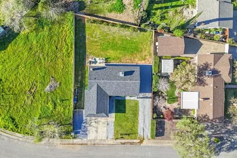 284 Woodhill Dr, Redding, CA 96003 photo 34