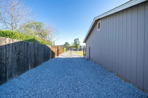 284 Woodhill Dr, Redding, CA 96003 photo 26