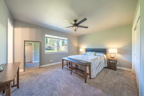 284 Woodhill Dr, Redding, CA 96003 photo 14