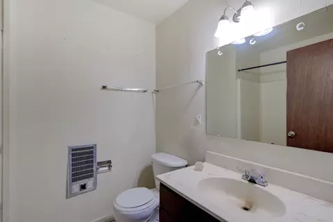 Bath - 45264 State Highway 299e, Mcarthur, CA 96056 photo 3 of 13