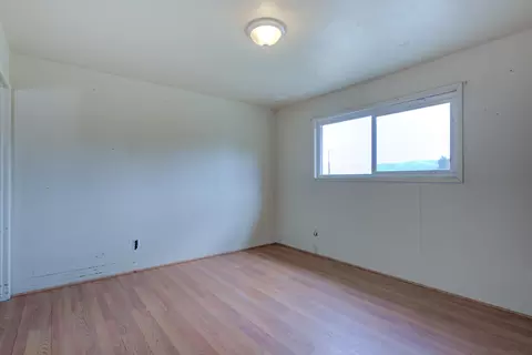 Bedroom - 45264 State Highway 299e, Mcarthur, CA 96056 photo 5 of 20