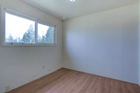 Bedroom - 45264 State Highway 299e, Mcarthur, CA 96056 photo 3 of 20