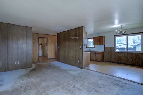 Living - 45264 State Highway 299e, Mcarthur, CA 96056 photo 4 of 16