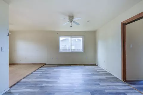Living - 45264 State Highway 299e, Mcarthur, CA 96056 photo 15 of 16