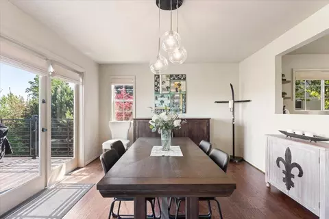 Dining - 3140 Riesling Path, Redding, CA 96001 photo 2 of 3