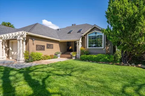 Exterior - 3140 Riesling Path, Redding, CA 96001 photo 7 of 26