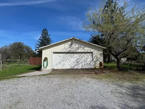 14073 Old Oregon Trl, Redding, CA 96003 photo 6