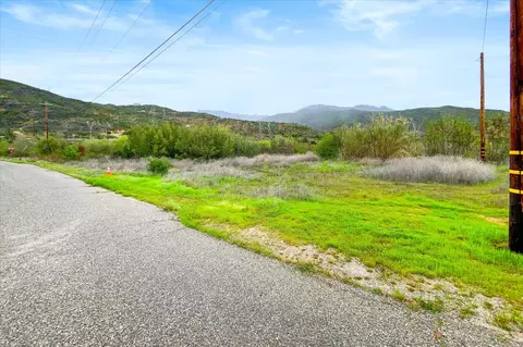 16010 North St, Redding, CA 96001