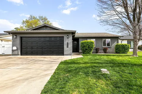 3515 Inkwood Dr, Anderson, CA 96007