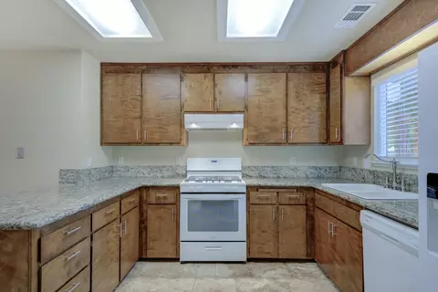1680 Morningsun Dr, Redding, CA 96002 photo 11