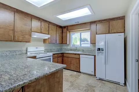 1680 Morningsun Dr, Redding, CA 96002 photo 10