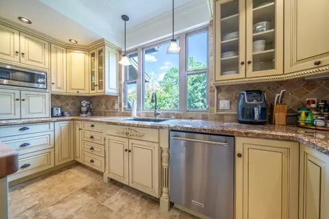 3519 Wasatch Dr, Redding, CA 96001 photo 18