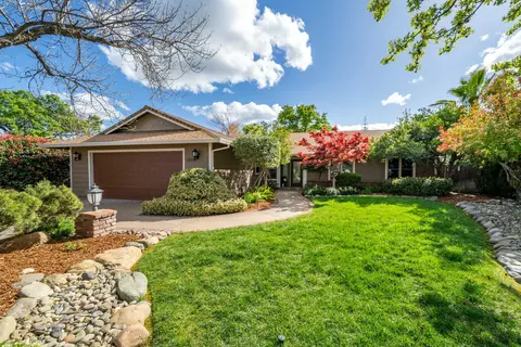 3519 Wasatch Dr, Redding, CA 96001 photo 4