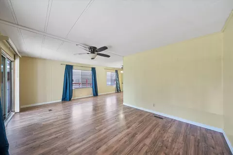 493 Bitterroot Dr, Redding, CA 96003 photo 5