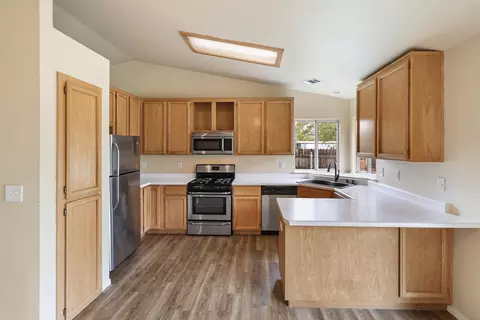 Kitchen - 1415 Vigil, Redding, CA 96003 photo 1 of 3
