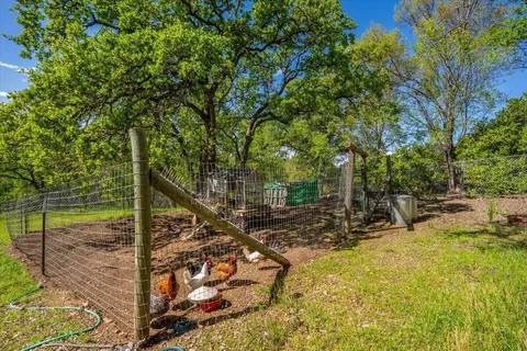 Exterior - 14425 Mesa Ct, Red Bluff, CA 96080 photo 7 of 9