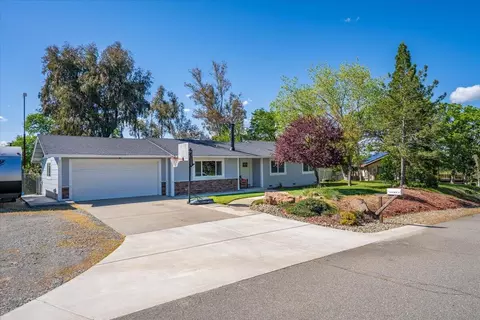 Exterior - 14425 Mesa Ct, Red Bluff, CA 96080 photo 3 of 9