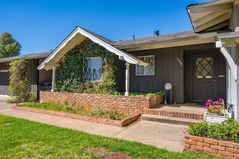 Exterior - 3708 Traverse St, Redding, CA 96002 photo 1 of 17