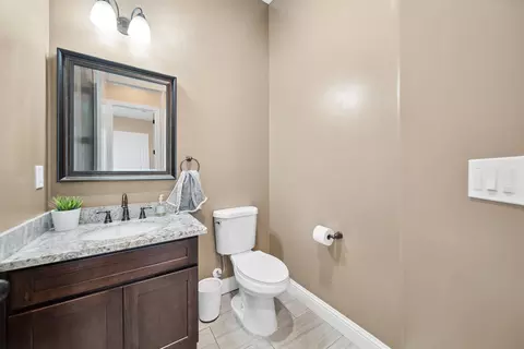 819 Bellagio Ter, Redding, CA 96003 photo 22