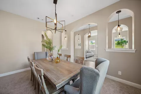 819 Bellagio Ter, Redding, CA 96003 photo 8
