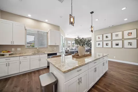 819 Bellagio Ter, Redding, CA 96003 photo 12