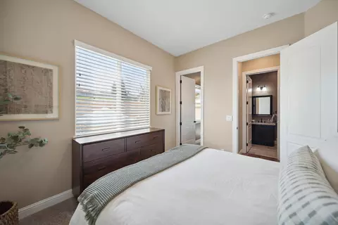 819 Bellagio Ter, Redding, CA 96003 photo 25